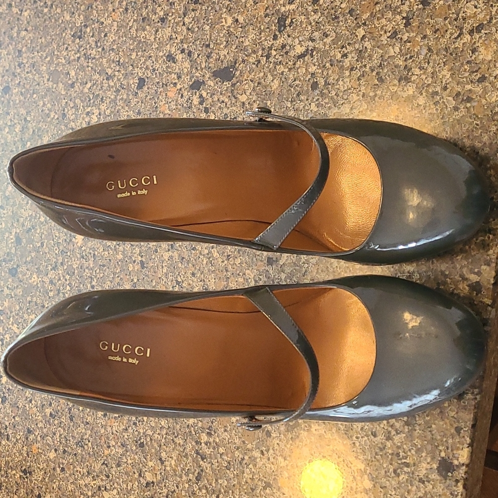 Gucci high heels sz 40 size 10
